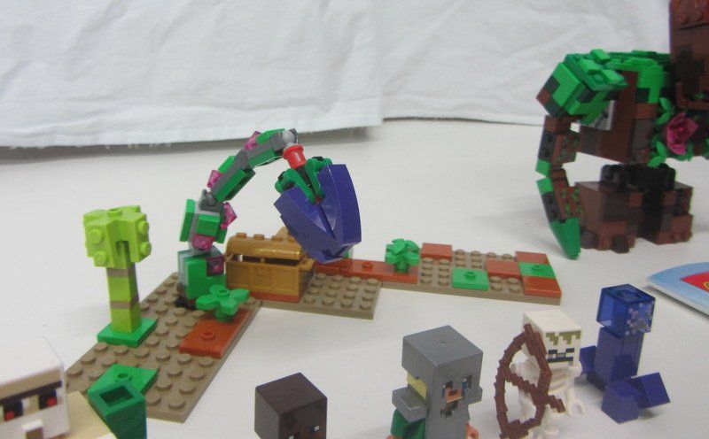 Lego Kit di costruzioni: LEGO Minecraft 21176 " The Jungle Abomination " – Usato da Kreuzlingen venduto da Han-Solo-68 5