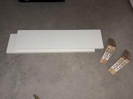 IKEA étagère BERGSHULT avec supports SANDSHULT
