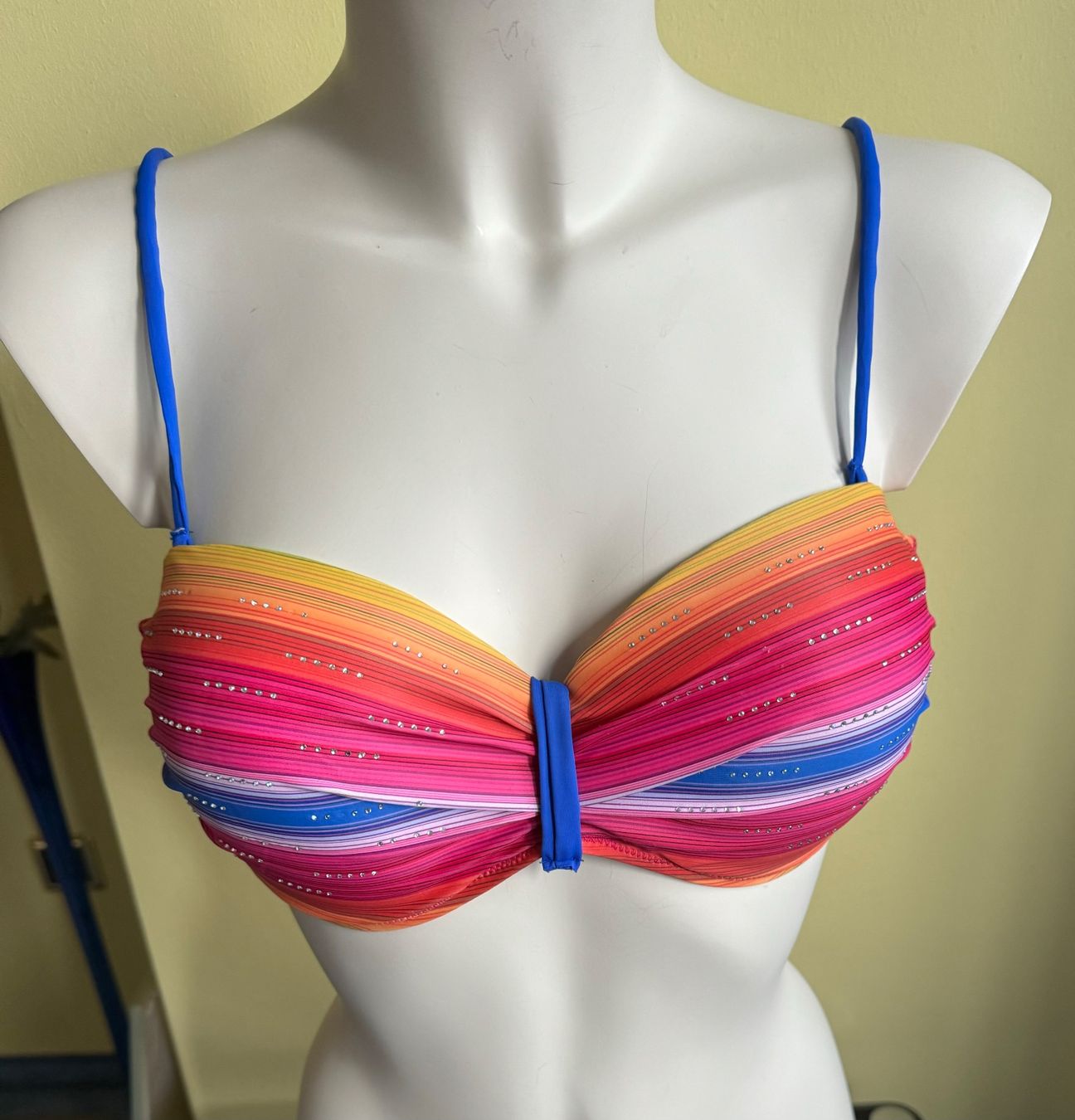 Badekleider & Bikinis: Bikini Gr. 40 – Gebraucht aus Pfäffikon ZH von Margot1