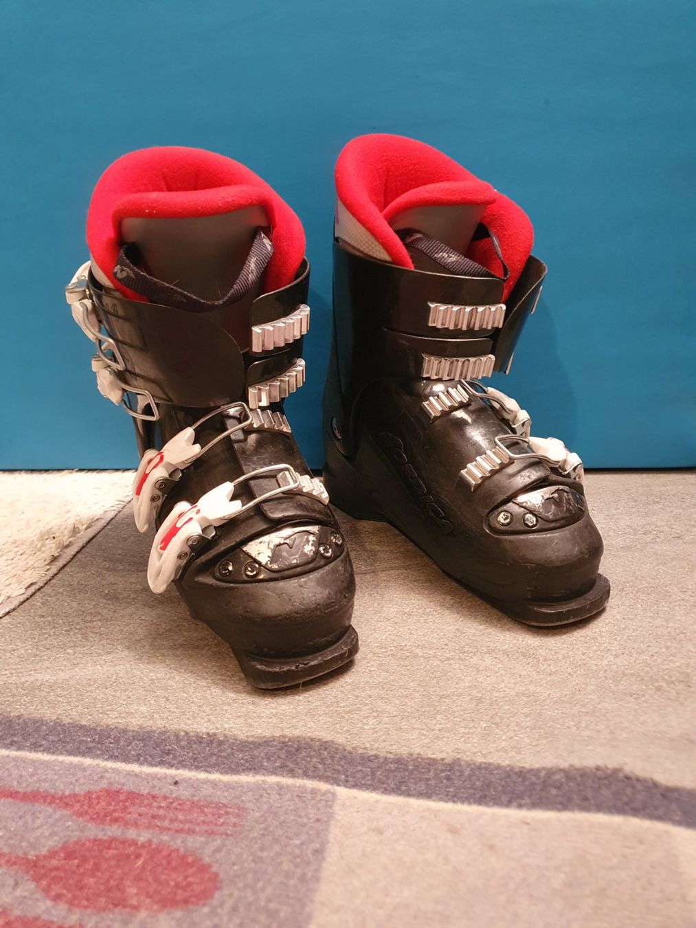 Nordica Scarpe per ragazzi: Skischuhe 22.5 – Usato da Stetten AG venduto da Nadineklaus81