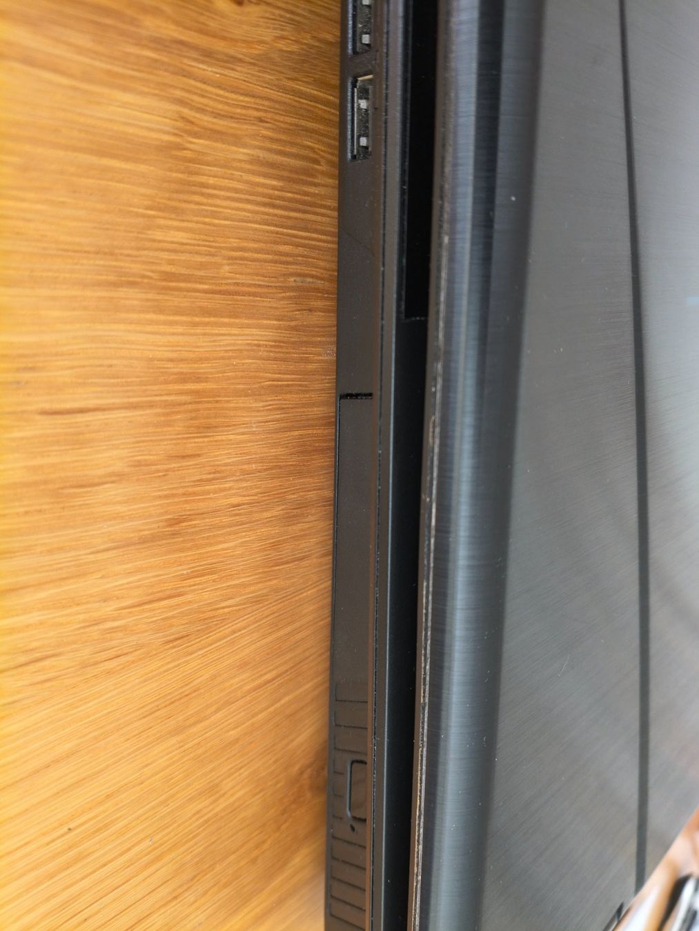 Medion Notebooks: Medion Erazer Gaming Laptop – Gebraucht aus Kägiswil von Pz711 8