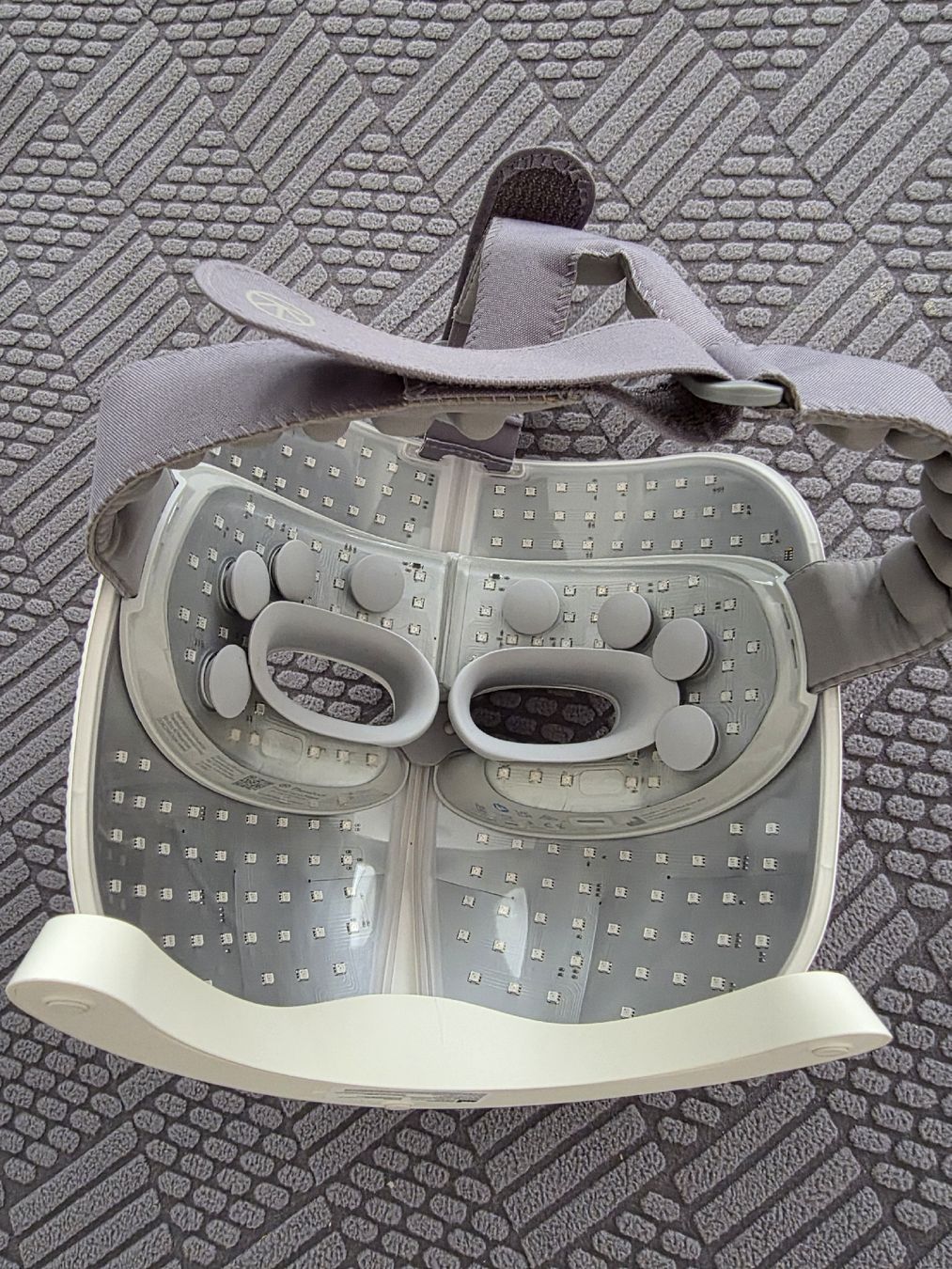 Altro per la cura del corpo: Therabody Theraface Mask – Usato da Basel venduto da ban_mqf9 3
