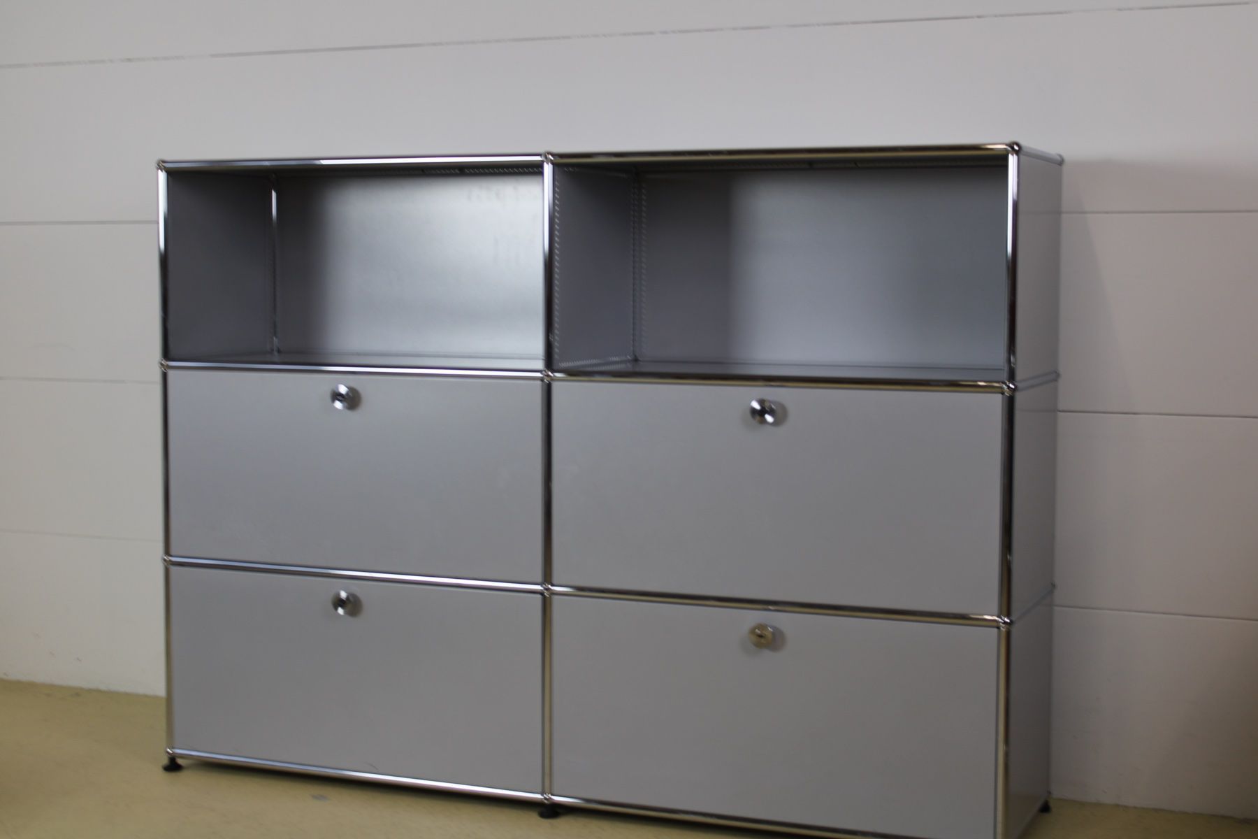 USM Cassettiere: USM Sideboard in Mattsilber, Lief. mögl. – Usato da Meinisberg venduto da atelier_TILIJA 8