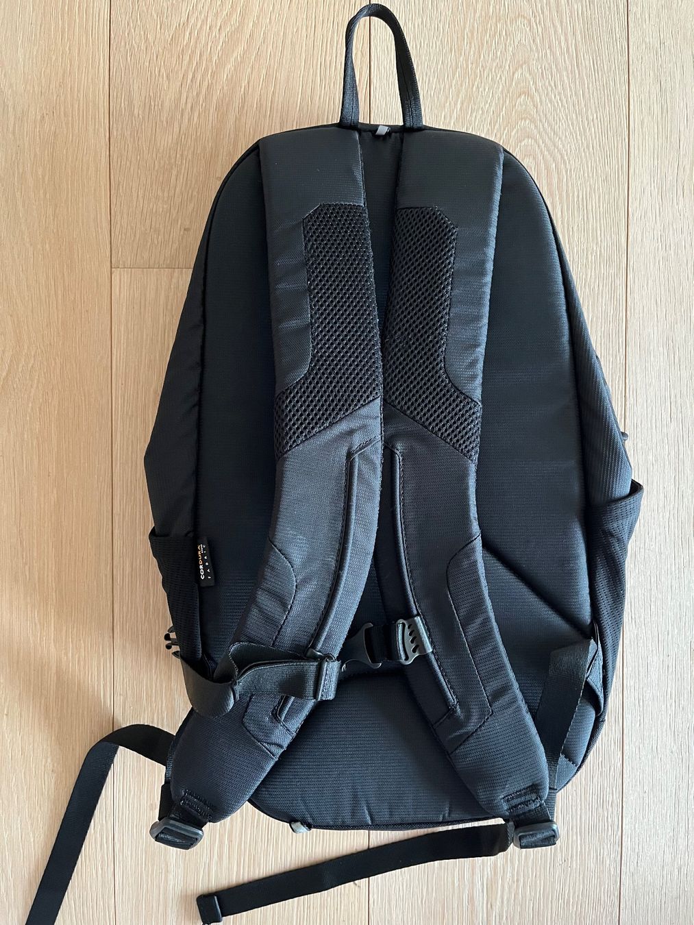 Herschel Zaini: Herschel Supply Co. Mammoth Backpack Medium Black 18 Liter – Usato da Zollikon venduto da Svch 6
