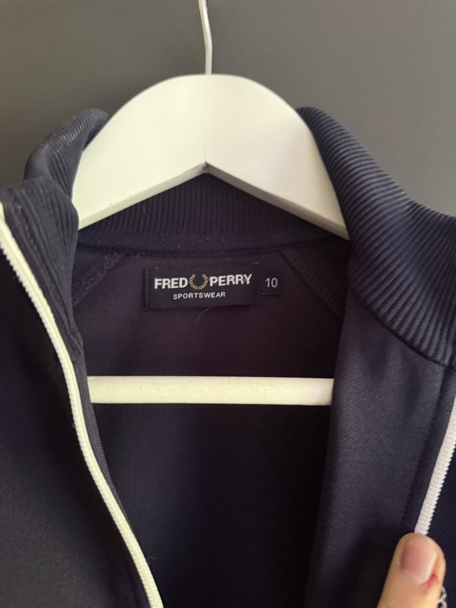 Fred Perry Giacche: Fred Perry Trainingsjacke – Usato da Suhr venduto da sr.96 1