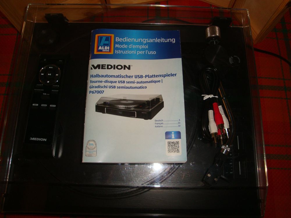 Tourne-disque MEDION MD 82272 – USB + Lecteur Carte Mémoire – Occasion