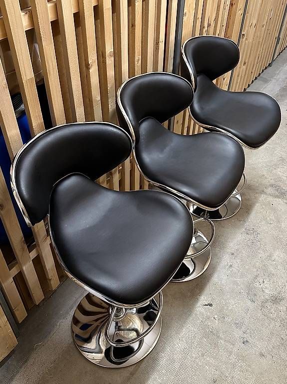 Tabourets: Barhocker 3 sets – D'occasion à lausanne par Thomas80 1