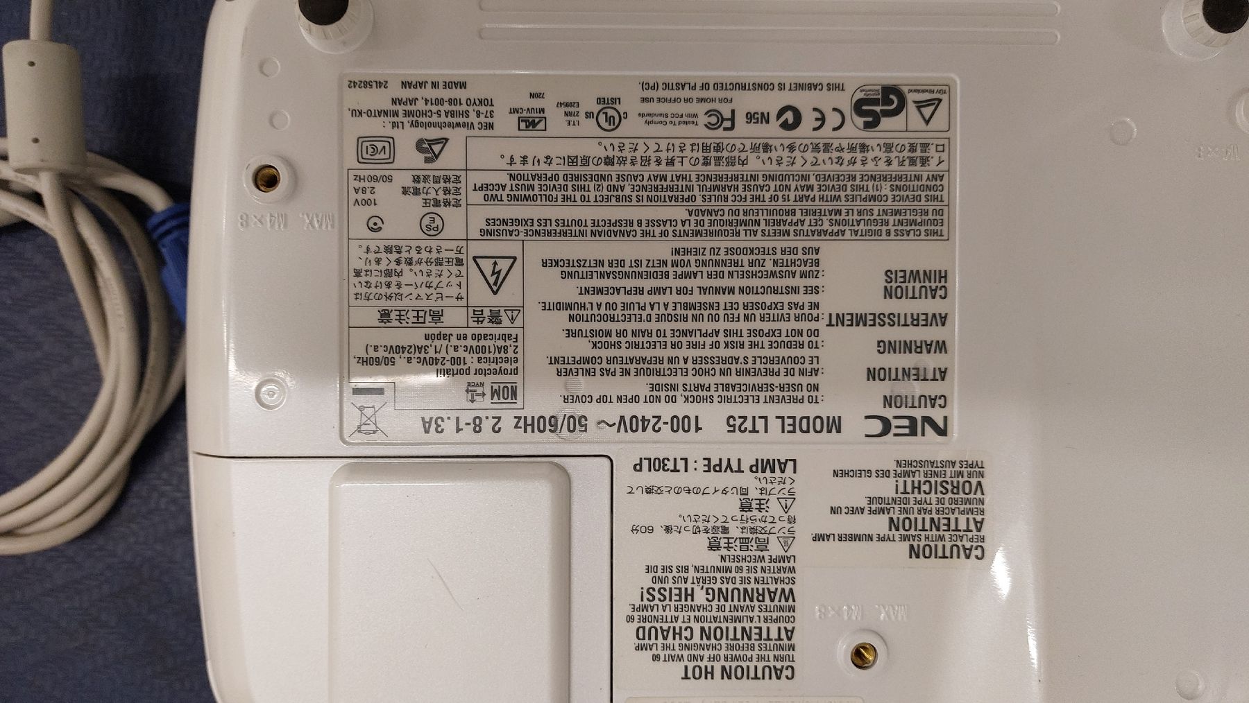 Nec Proiettori: Videobeamer NEC autofocus – Usato da Hinteregg venduto da Amerizium 3