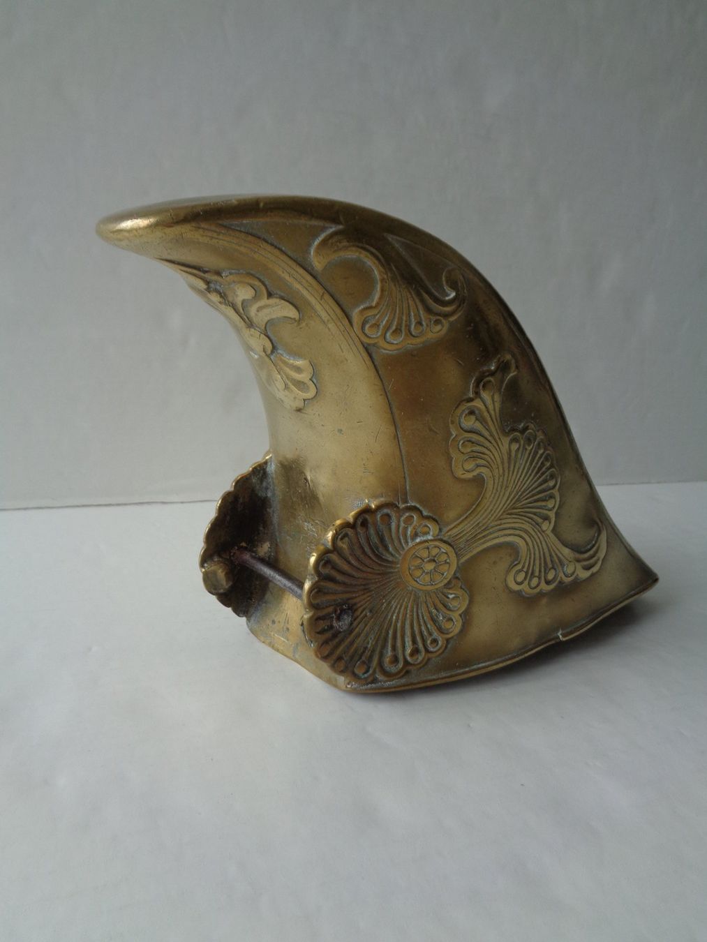 Tutte le decorazioni: Antiker spanischer Reitschuh 19Jh. Messing Conquistador – Usato da Chur venduto da omonia 5
