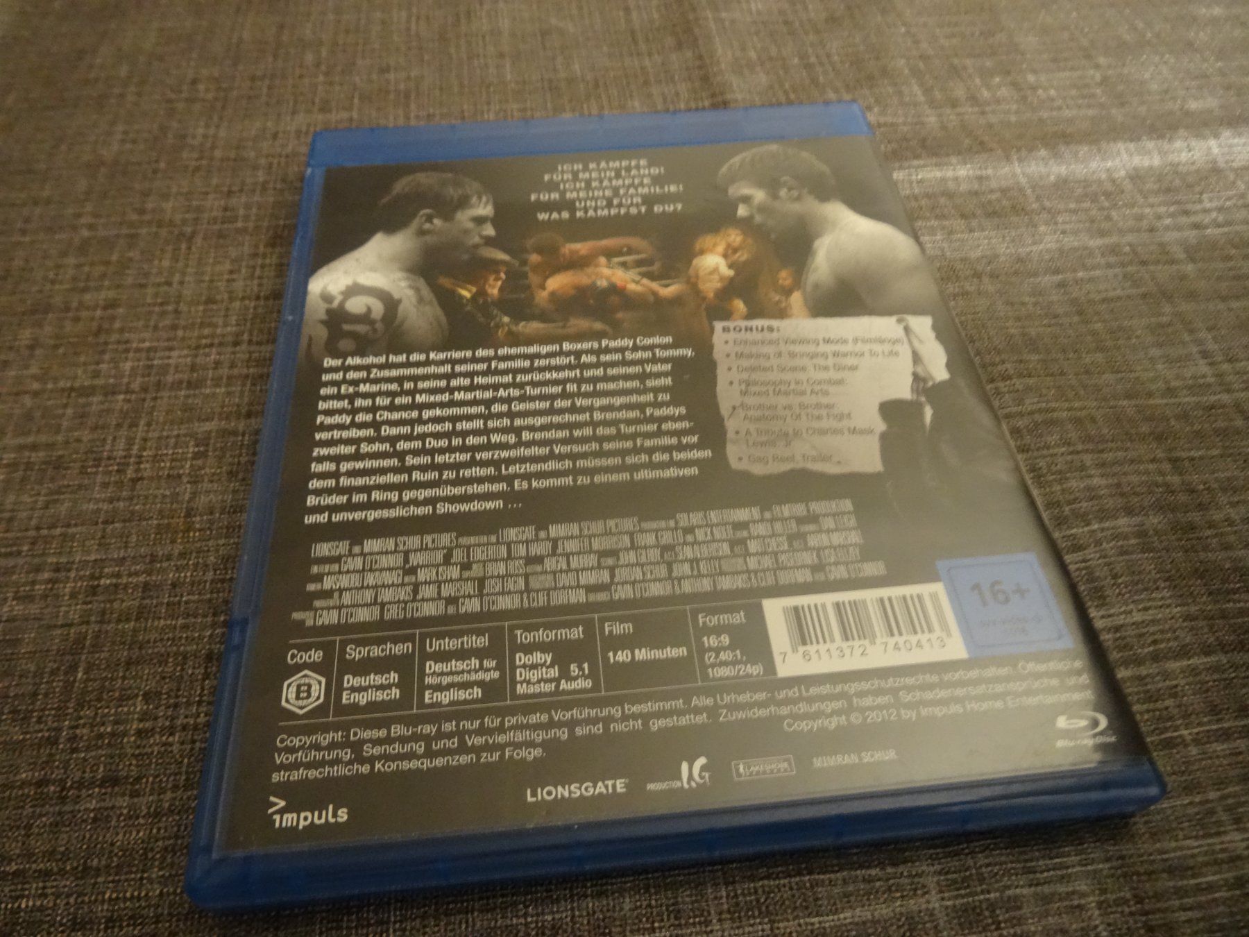 Tutti i DVDs: Warrior Blu-ray mit Tom Hardy & Joel Edgerton – Usato da Olten venduto da Disc-Verkauf 2