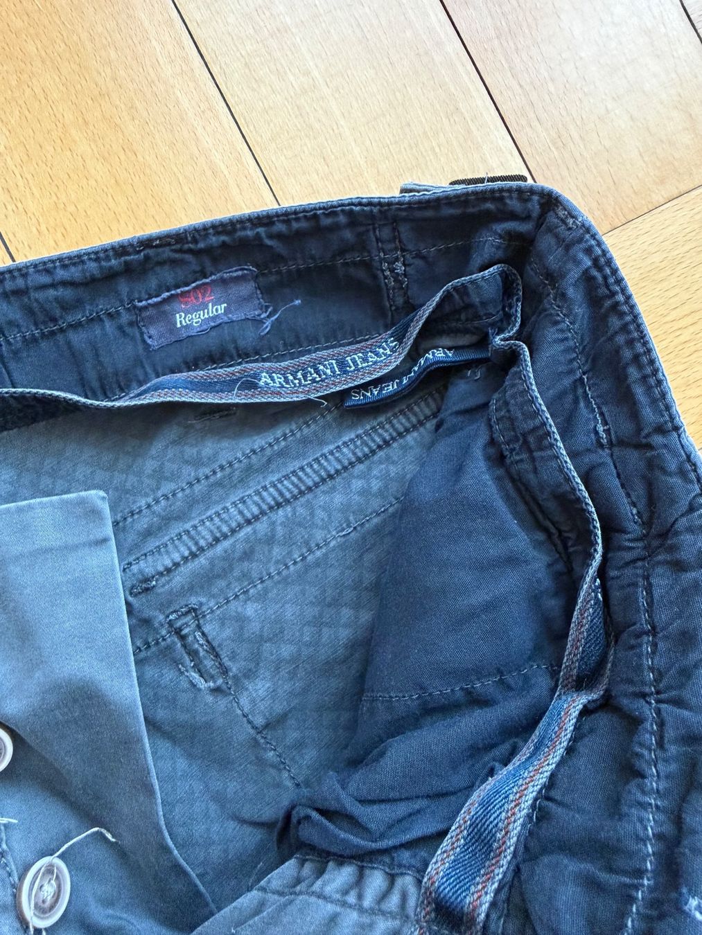 Pantaloni: Armani Jeans – Usato da Solothurn venduto da Vintage87 1