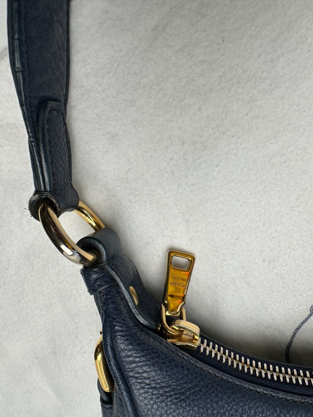 Prada Taschen für Damen: Prada Vitello Daino Hobo + dust bag – Gebraucht aus Genève von rosebud635 7