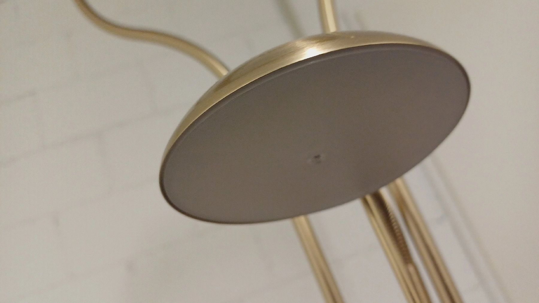 Lampade: Stehlampe Gold Neuwertig – Nuovo (secondo la descrizione) da Sissach venduto da egdluegesdl 6