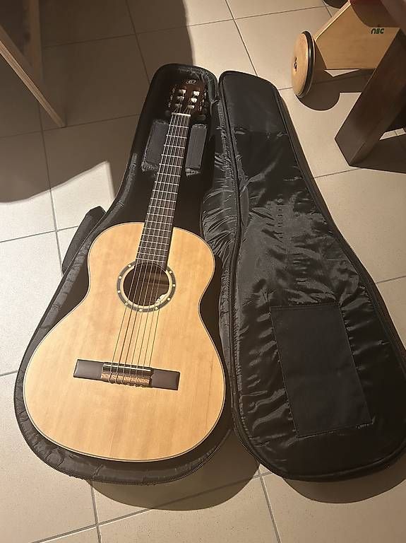 Strumenti musicali: Chitarra classica ragazzi/e – Usato da Aranno venduto da sandro.comina