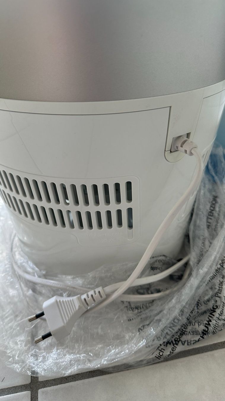 Philips Umidificatori d'aria: Philips Luftbefeuchter HU4803/01 - mit neuem Ersatzfilter – Usato da Meinisberg venduto da Steiner31 7