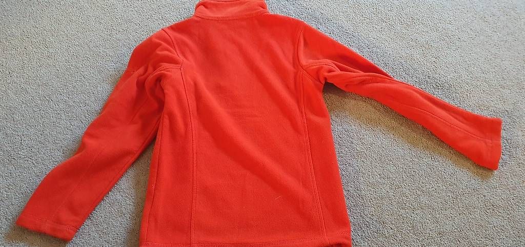 Pullover & Sweatshirts: Felpa / pile per bambini misura 116 – Gebraucht aus Balerna von cri_7ghl 1