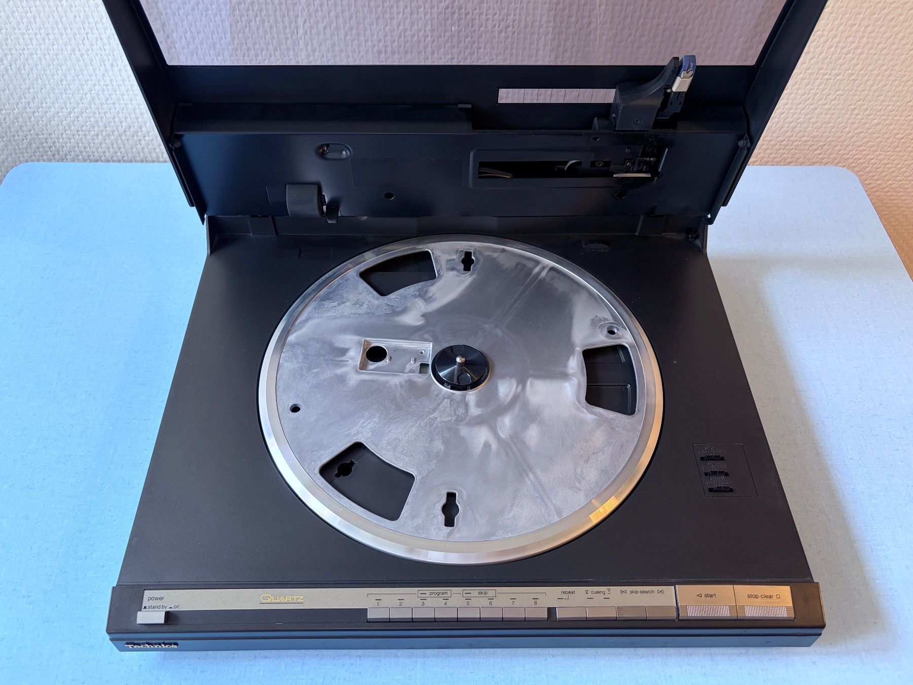 Technics Giradischi: Technics SL-L3 Plattenspieler – Usato da Luzern venduto da raymondnoir 1