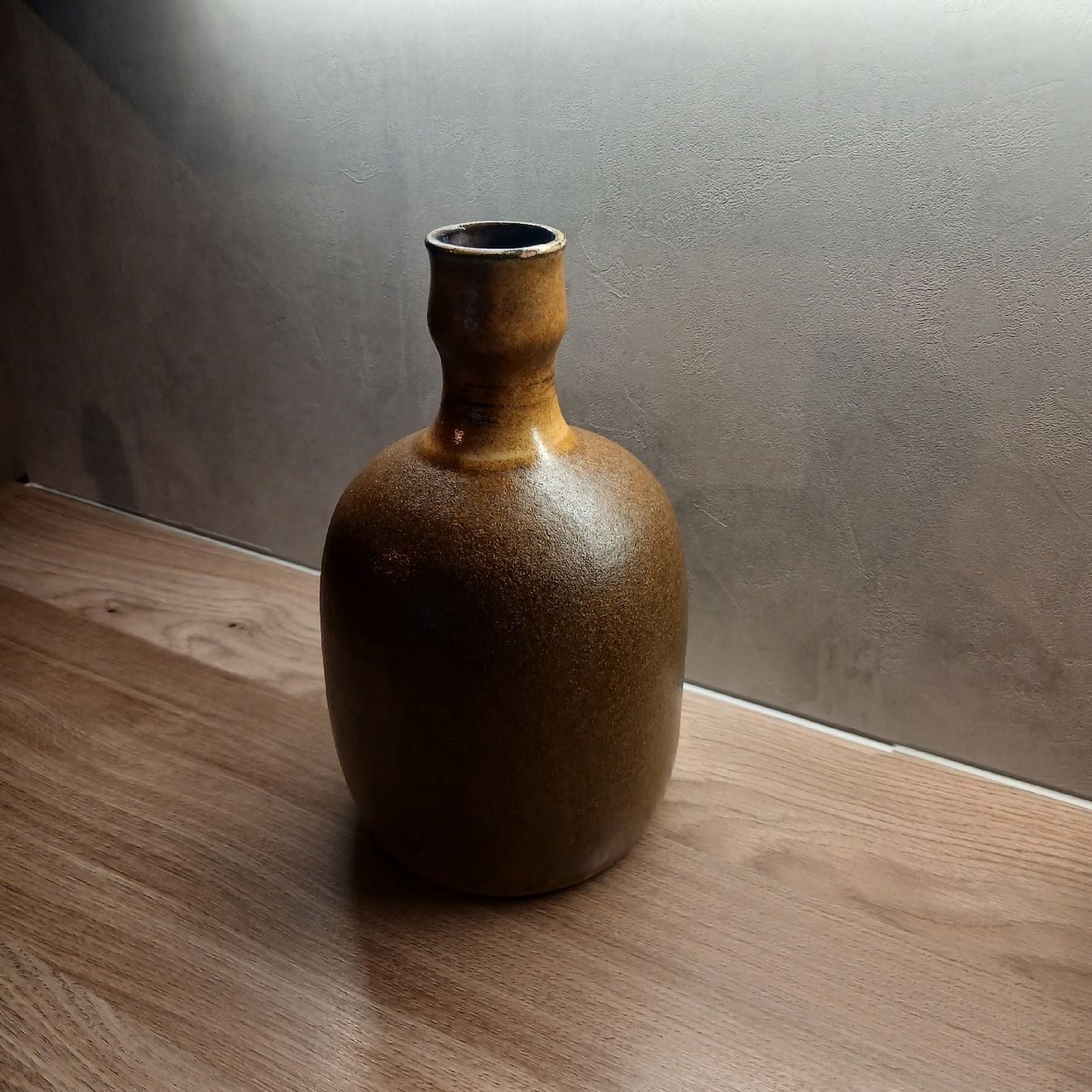 Alle Dekorationen: Rustikale Keramik Vase Braun Deko Vintage – Gebraucht aus Rapperswil SG von Danii008