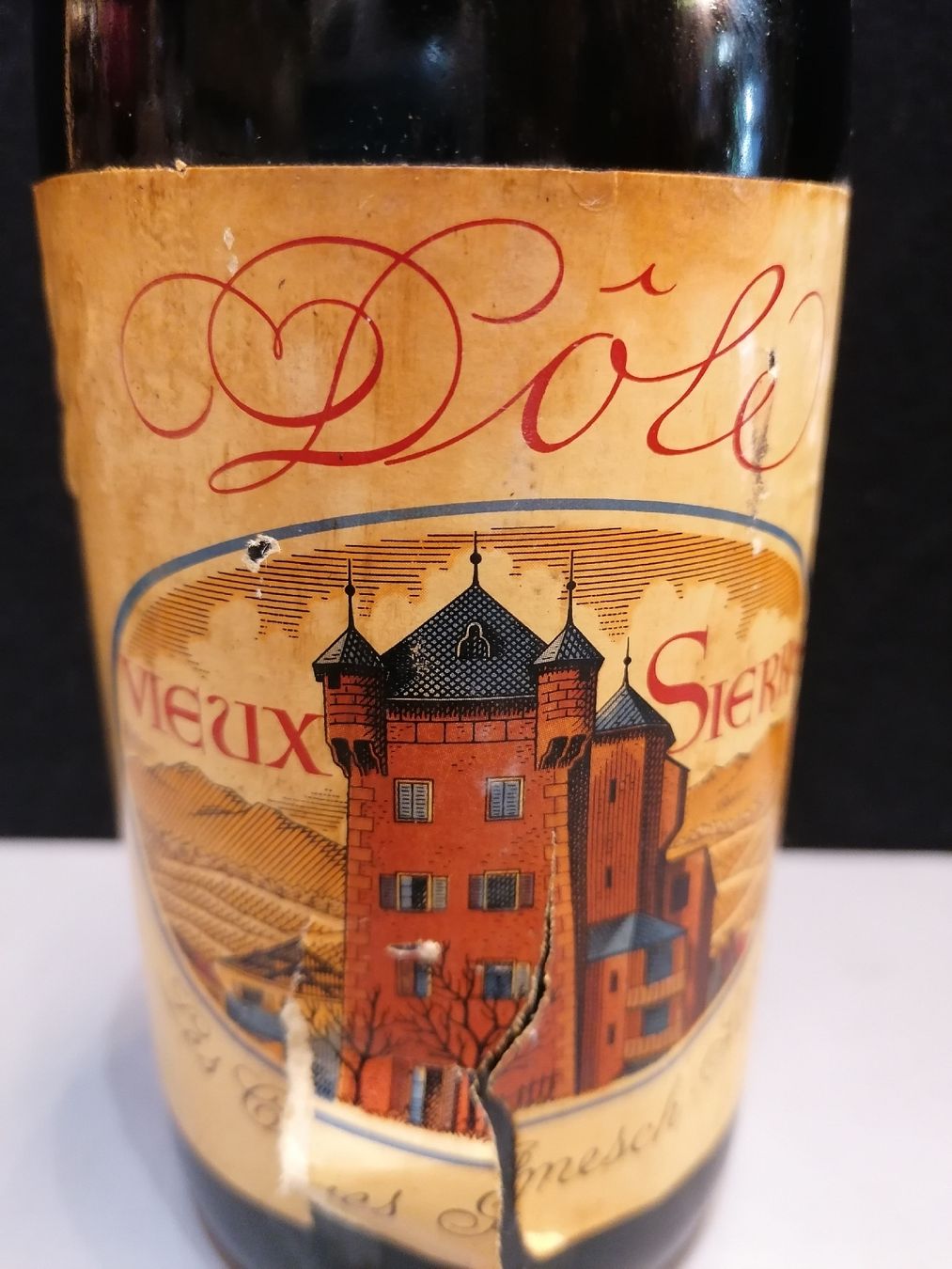 Vino: DÔLE VIEUX SIERRE  – Usato da Genève venduto da Leboucheoreilles 1