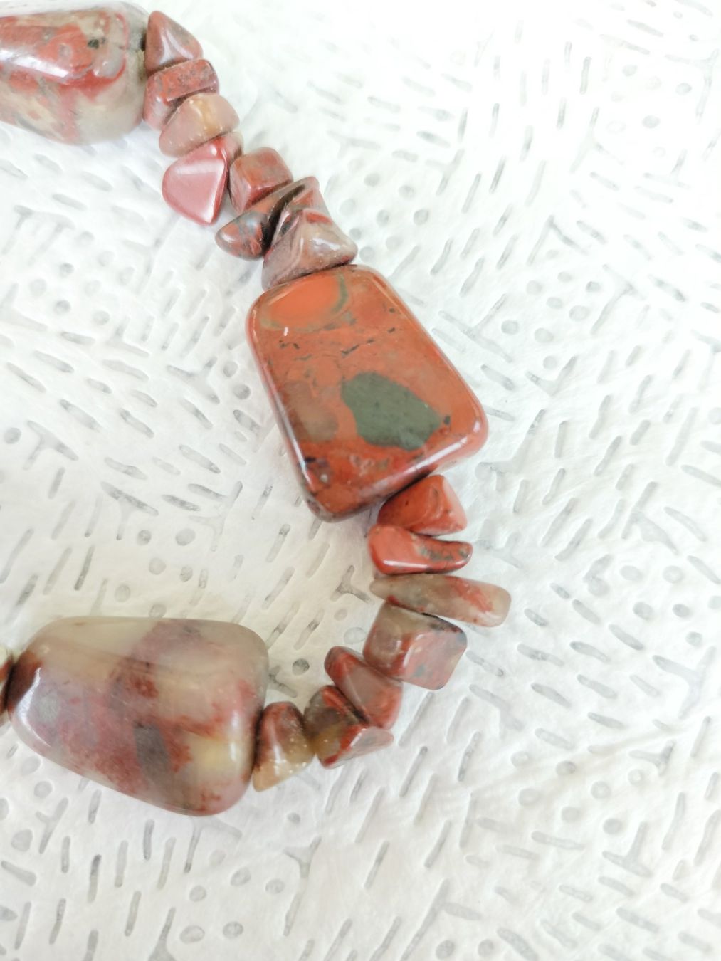 Bracciali & Braccialetti: Bracelet en jaspe rouge naturel. – Usato da Cortaillod venduto da rozinna 2