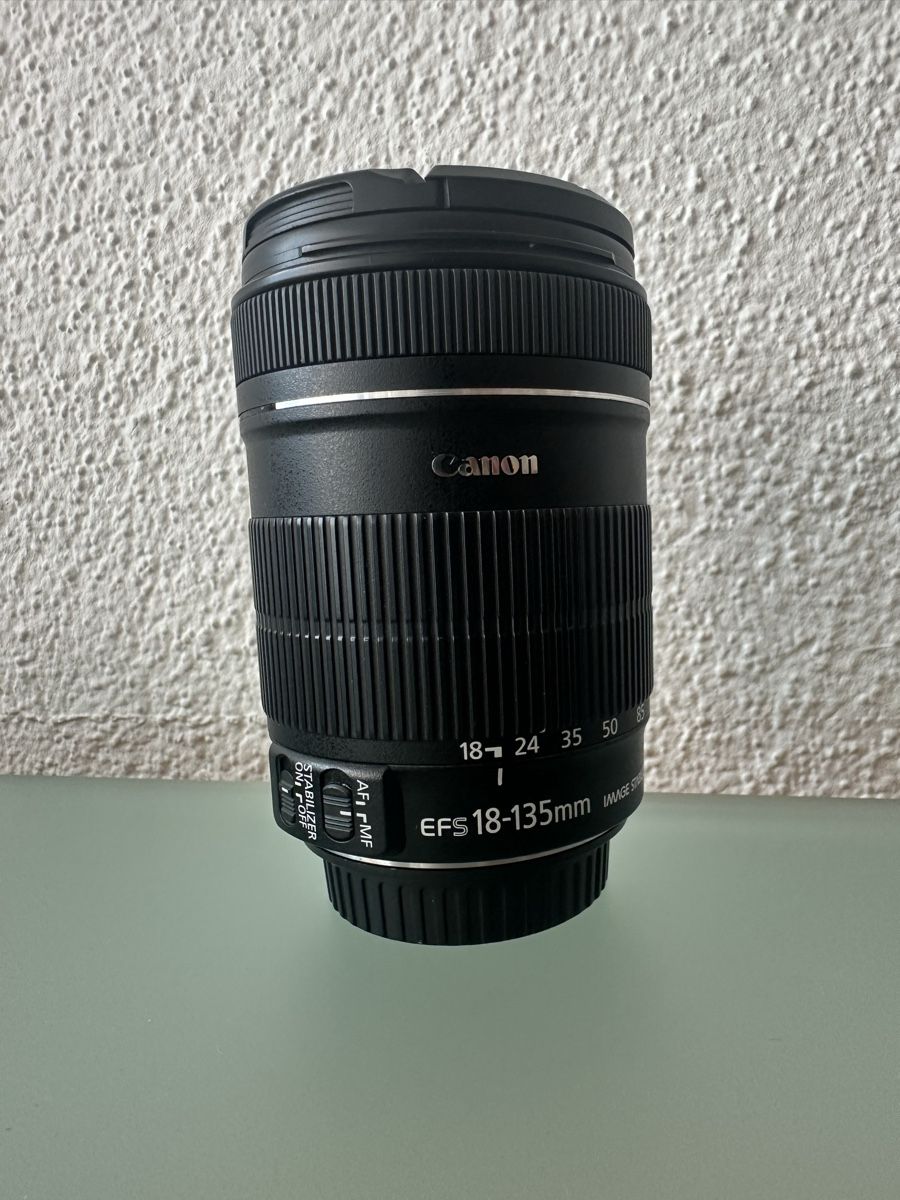 Canon Objektive: Canon Objektiv 18-135mm – Gebraucht aus Fällanden von Xenia.R
