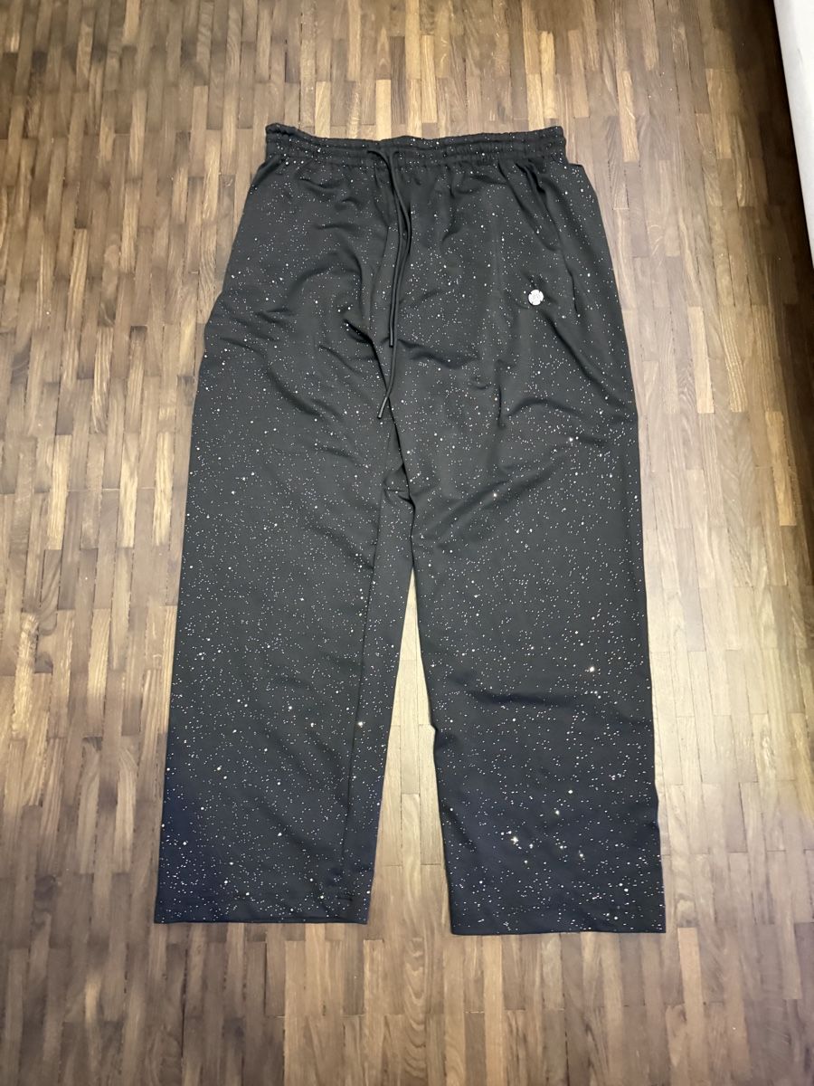 Pantaloni: Glitzer Jogginghose – Nuovo (secondo la descrizione) da Chur venduto da sil_v7n6