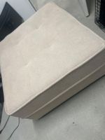 Polsterhocker in Beige