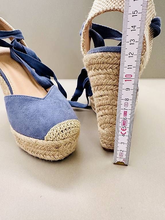 Scarpe da donna: Espadrillas con tacco a zeppa – Usato da Melano venduto da c.alonso 2