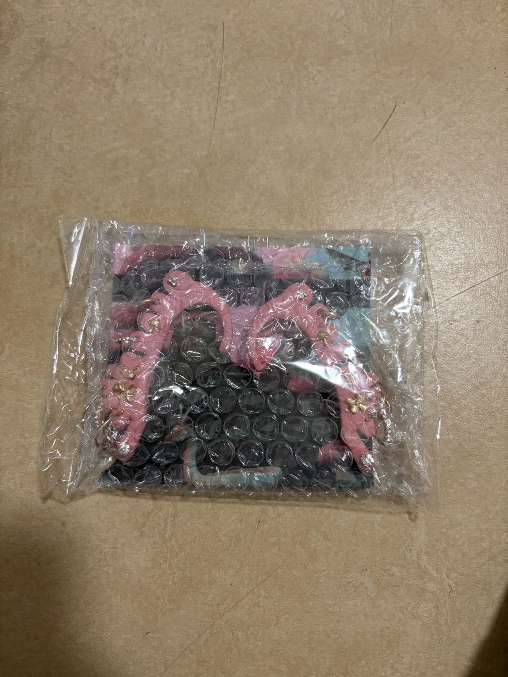 Orecchini pendenti & Orecchini a lobo: Melanie Martinez Portals Ear Cuff – Nuovo e nell'imballaggio originale da Zürich venduto da Nexaro