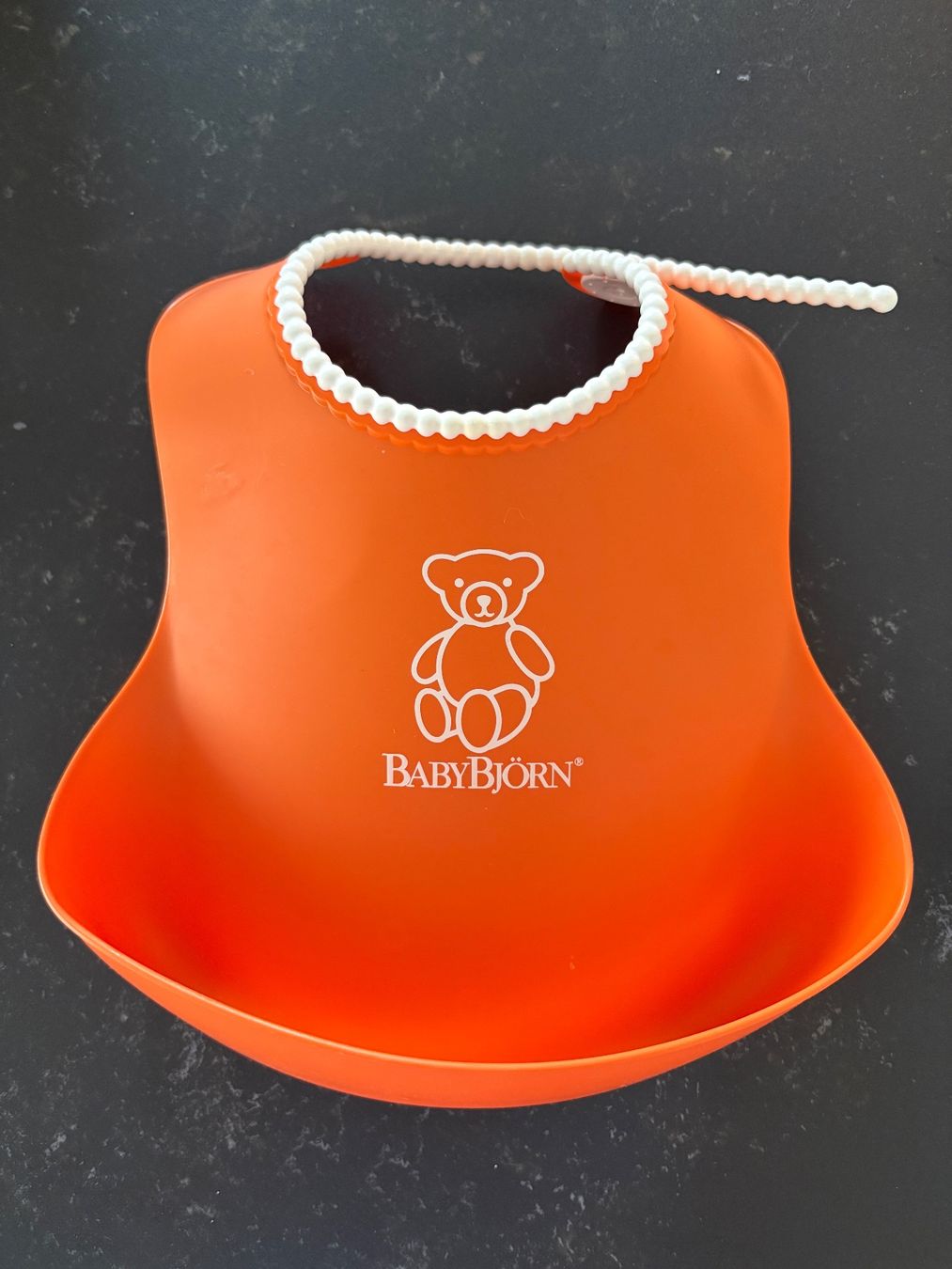 Babybjörn Pasti del neonato: BabyBjörn Latz orange neu – Nuovo (secondo la descrizione) da Turtmann venduto da stonie_s