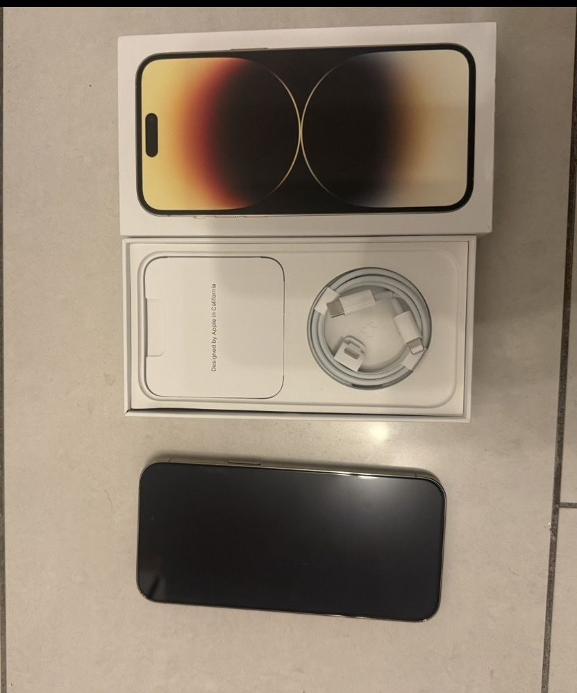 Apple Telefoni cellulari / Smartphones: iPhone 14 Pro Max Gold – Usato da Basel venduto da angelo1311 2