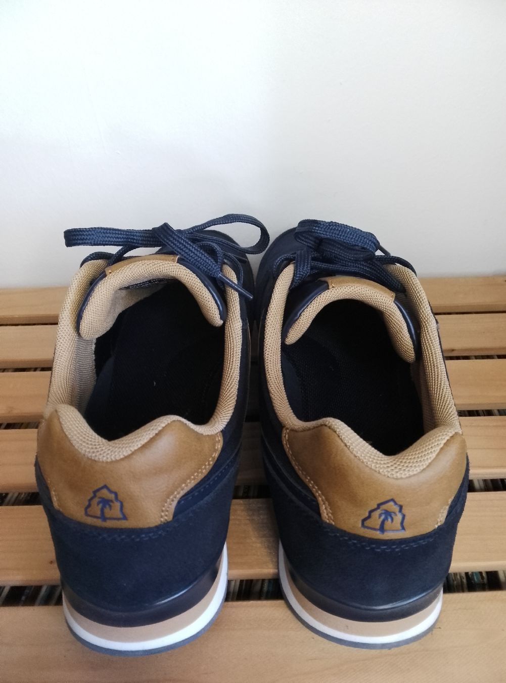 Scarpe da uomo: Beach Mountain Sneaker, Size 45 – Nuovo (secondo la descrizione) da Glarus venduto da PICKER-GENIUS 1