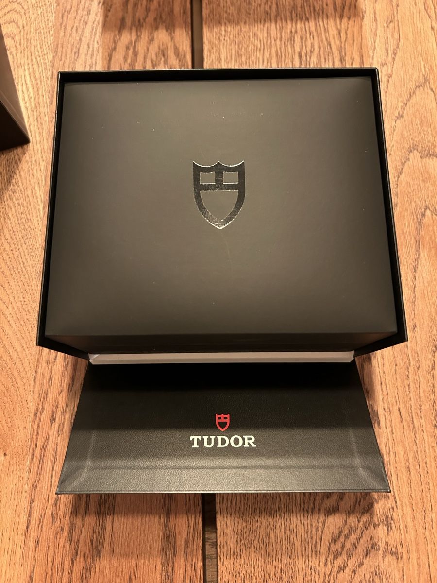 Scatole porta orologi: Tudor Box  – Nuovo e nell'imballaggio originale da Baar venduto da mic_8hzn