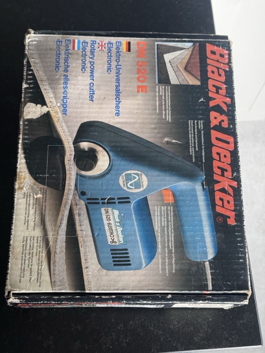 Tutte le macchine: Elektro-Universalschere Black & Decker DN 520 E gebraucht – Usato da Hofstetten SO venduto da Huricane
