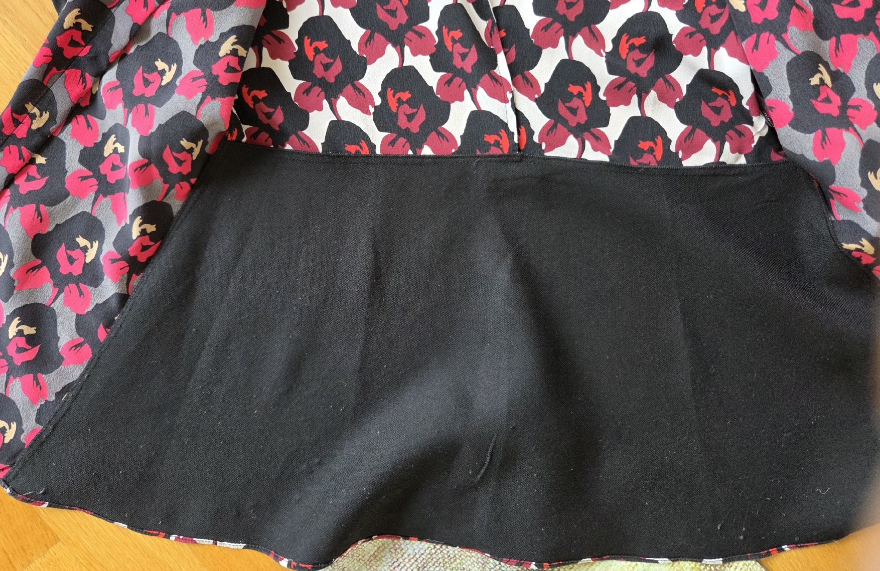 Camicette: Daniela Schumacher Bluse, gemustert, Grösse ca 36/37. – Usato da Luzern venduto da CVonarburg 3