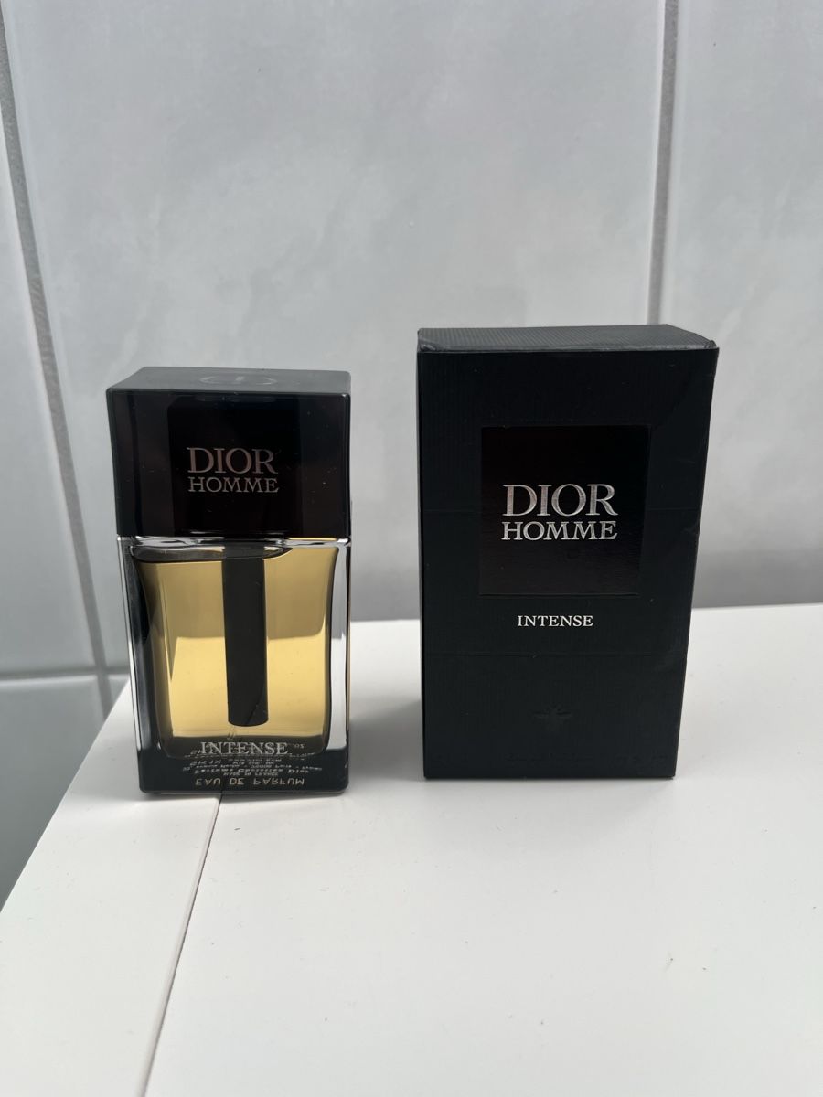 Dior Profumi & Eau de Toilette: Dior homme intense – Nuovo (secondo la descrizione) da Wallenwil venduto da i.r.