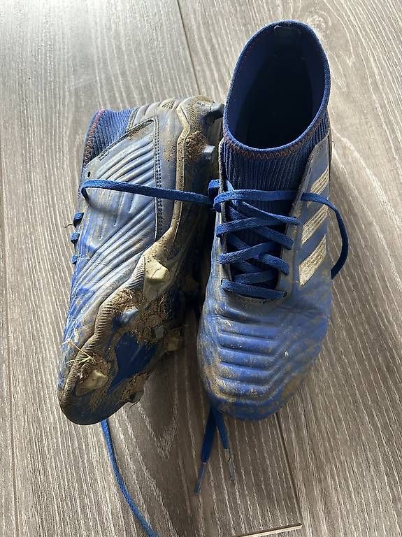 Scarpe per ragazzi: Fußballschuhe  – Usato da Oberflachs venduto da zoe_st77 1