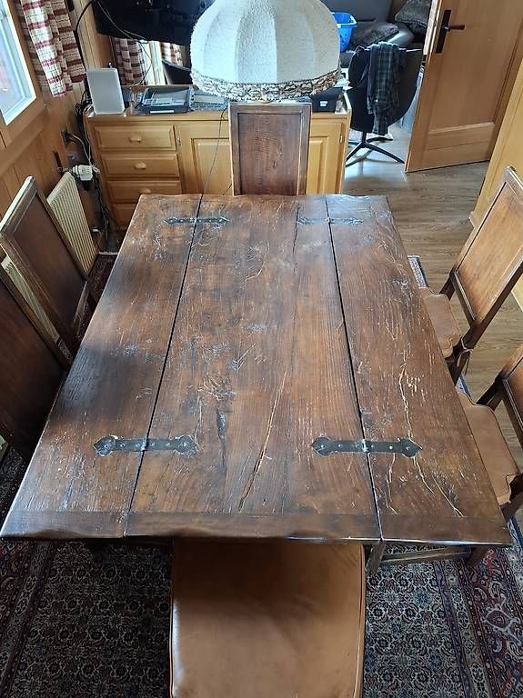 Tavoli: Antiker Tisch 160x110 – Usato da Binningen venduto da Padme 1