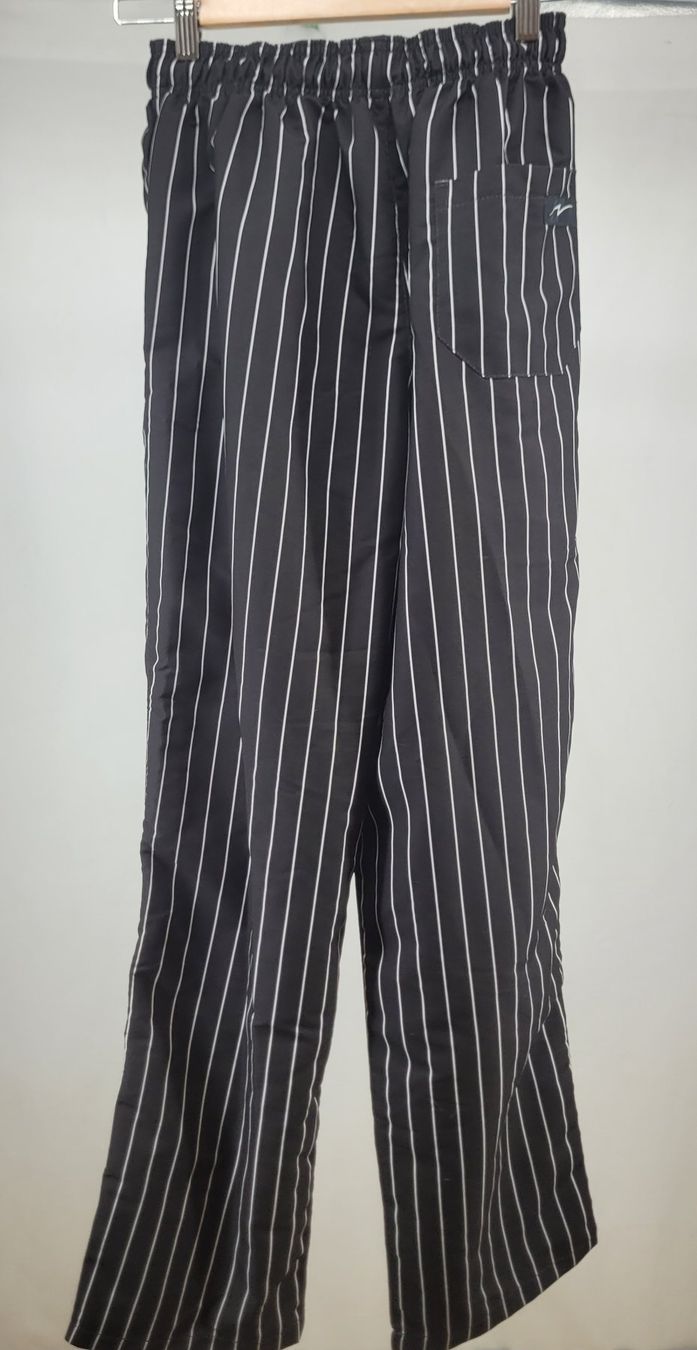 Hosen: Pantalon noir rayé – Gebraucht aus Lausanne von PlusValue_Lausanne 1