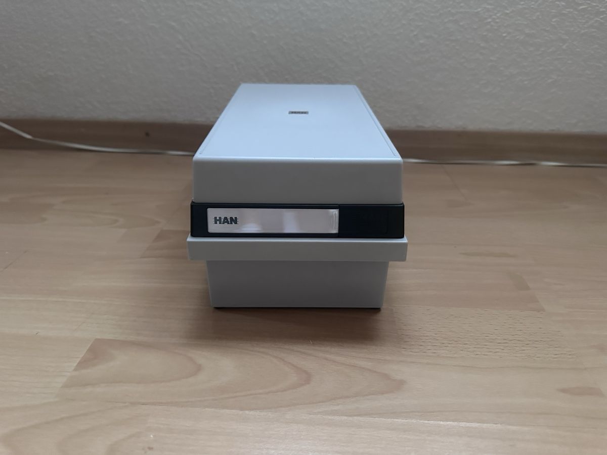 Sistemi di archiviazione: Karteibox – Usato da Sursee venduto da J.SLu