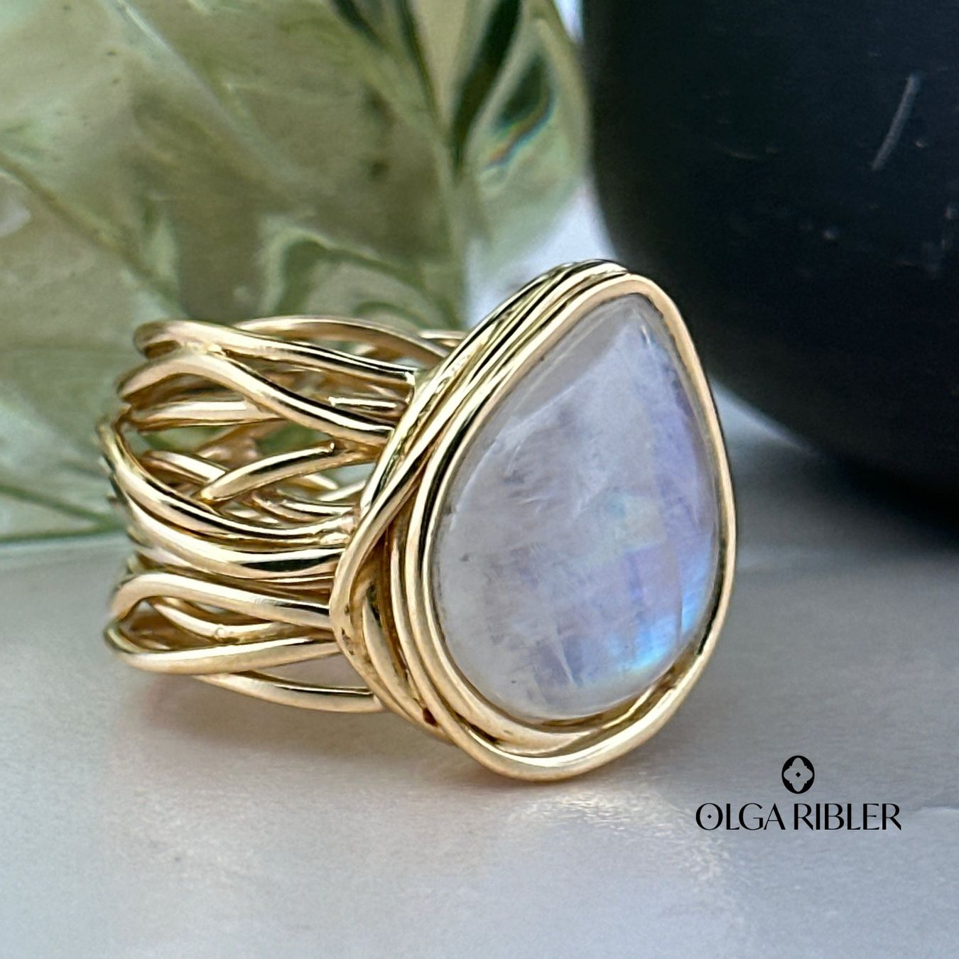 Olga Ribler Anelli: Spaghetti-Ring mit  Regenbogen-Mondstein Gr 57 – Nuovo (secondo la descrizione) da Luzern venduto da Schmuckoutlet 4