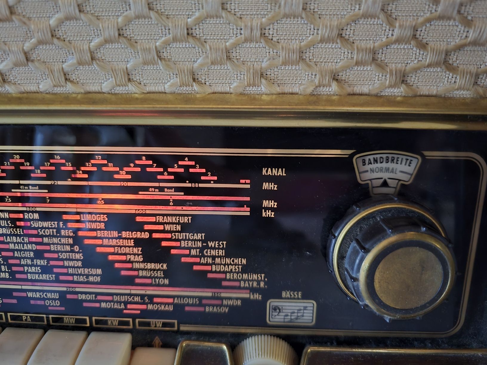 Schaub Lorenz Radios: Radio TSF Export-Modell Schweiz" – Défectueux à Vouvry par Marr0 7