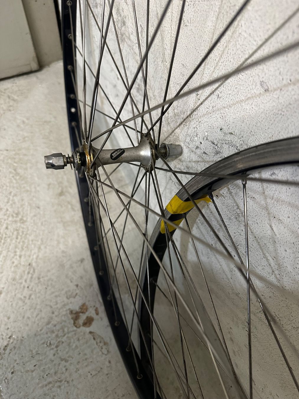 Pezzi di ricambio: VeloFelgen 28 zoll – Usato da Zug venduto da uri_z6fm 3