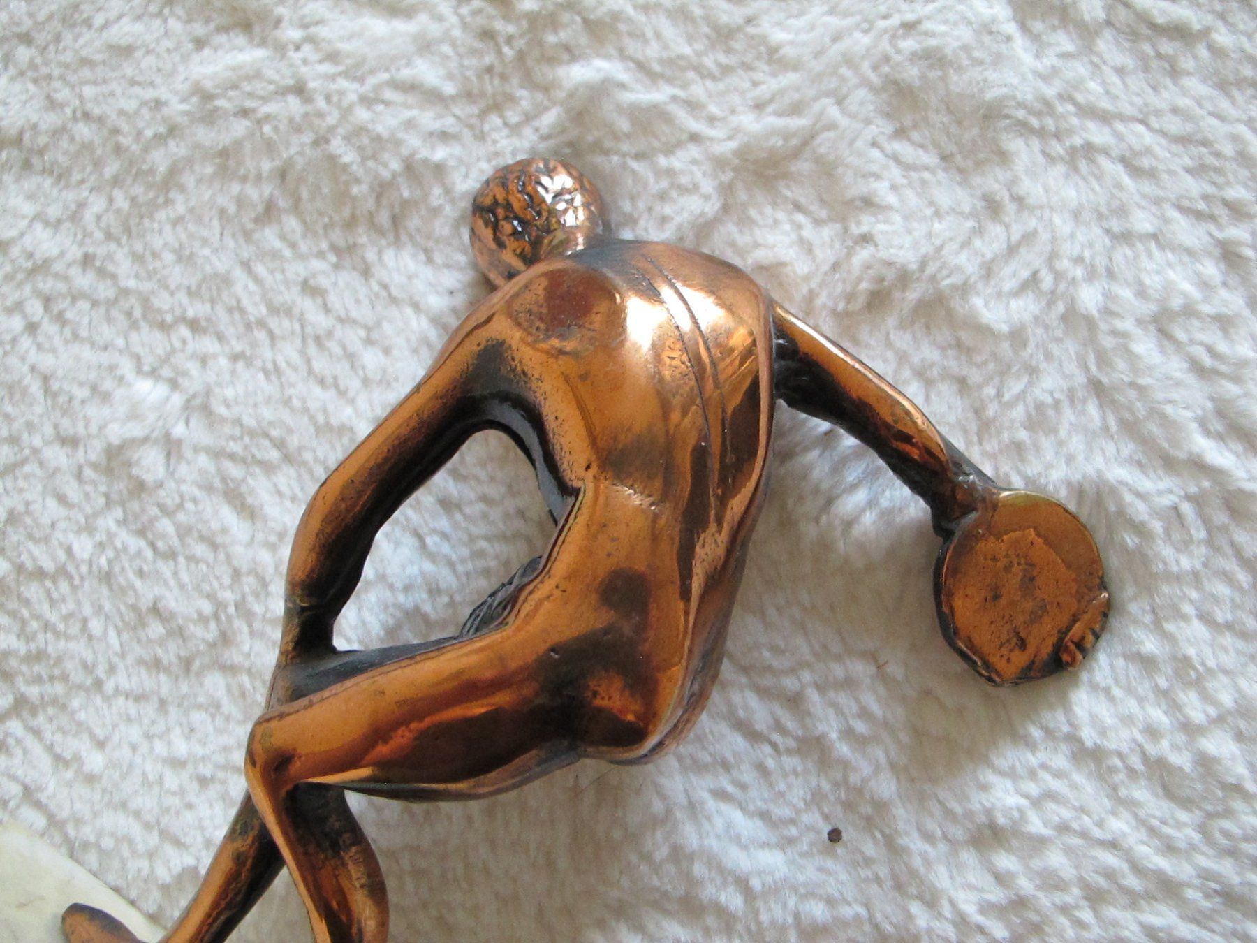 Skulpturen & Statuen: Bronze Skulptur Figur Diskuswerfer Alt ca. 1 Kg Schwer – Gebraucht aus Altnau von LinaAuktion 7