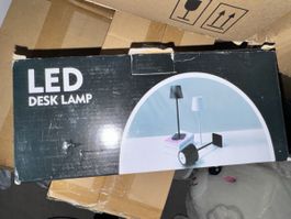 Neu: Moderne LED Tischlampe - Ideal für Büro und Zuhause