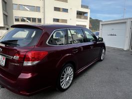 Subaru Legacy 2.0i