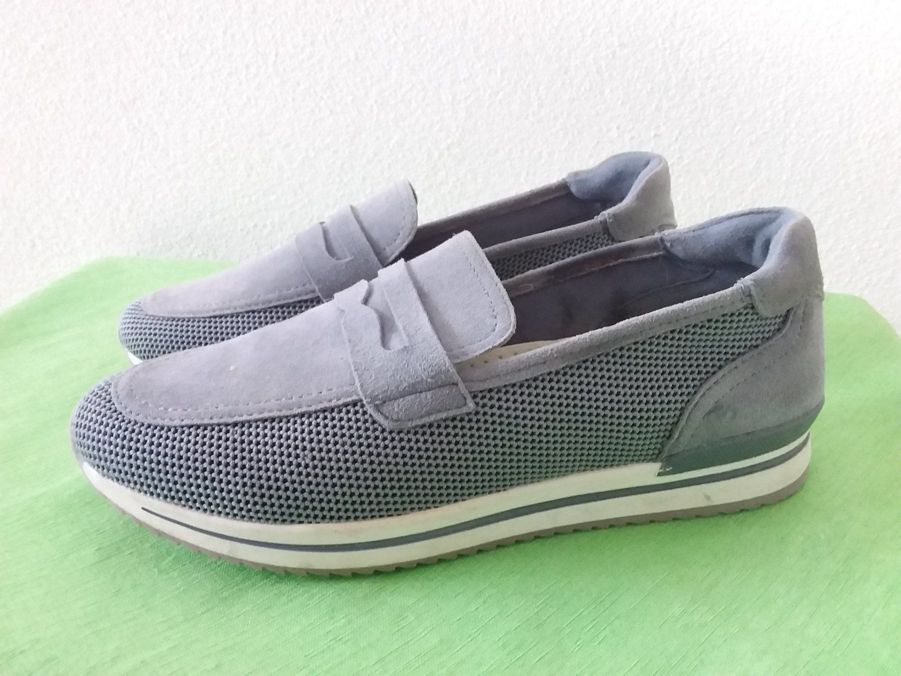 Damenschuhe: MEDICUS Slipper, Gr G5 / 37,5, blau – Gebraucht aus Uitikon Waldegg von Risibisi7