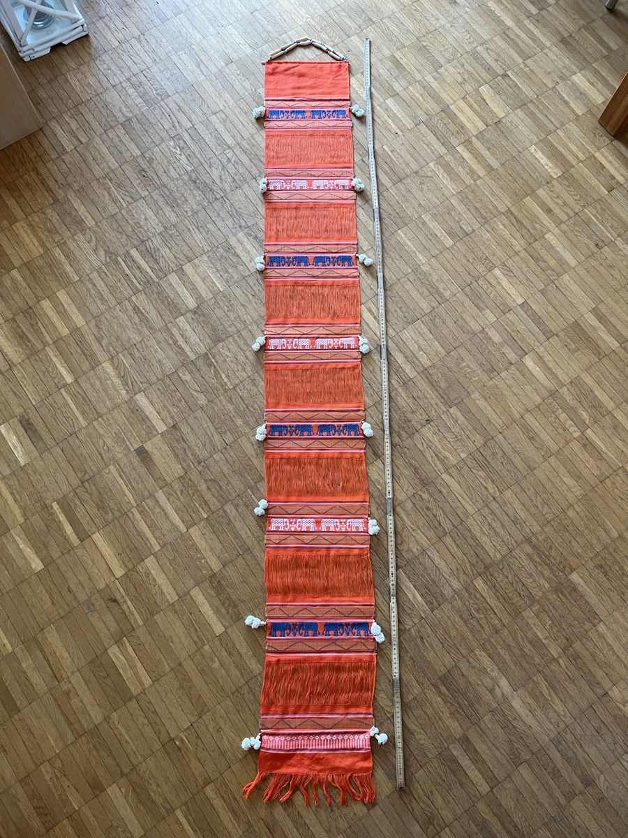 Tutte le decorazioni: Wand-Deko aus Stoff – Usato da Udligenswil venduto da Lilienfarbe