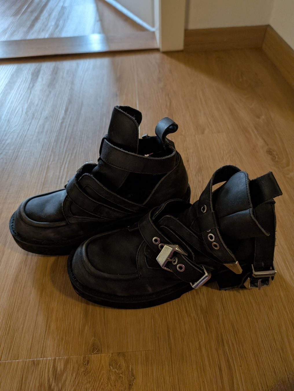 Scarpe da donna: Jeffrey Campbell Coltrane Schuhe – Usato da Frauenfeld venduto da Shiranui 1
