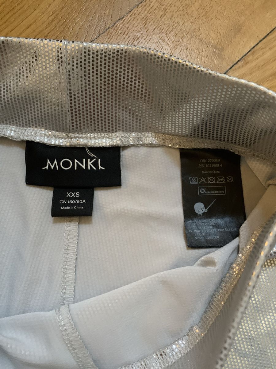Monki Pantaloni: Pantalon argenté monki – Nuovo (secondo la descrizione) da Genève venduto da rez_c6c6 3